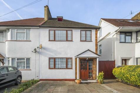 4 bedroom semi-detached house for sale