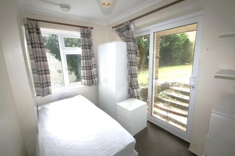 Downs Road, Canterbury 6 bed house for sale