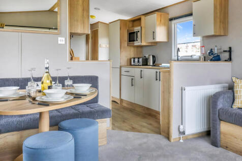 2 bedroom caravan for sale