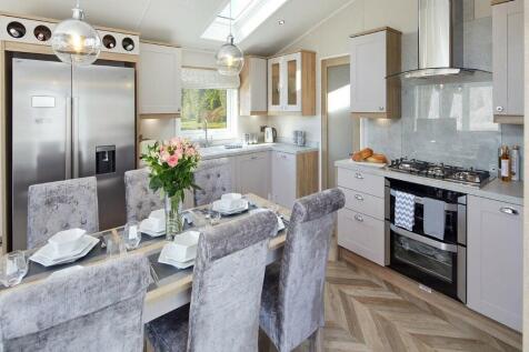 3 bedroom caravan for sale