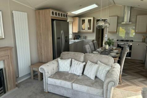 2 bedroom caravan for sale