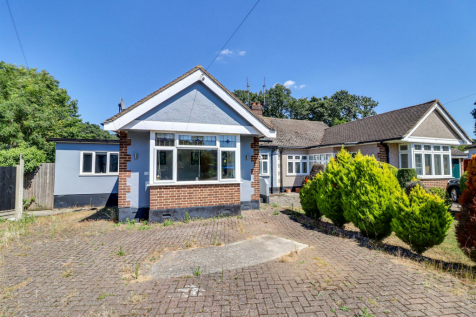 4 bedroom semi-detached bungalow for sale