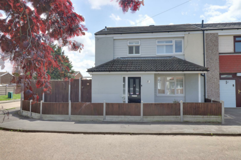 3 bedroom semi-detached house for sale