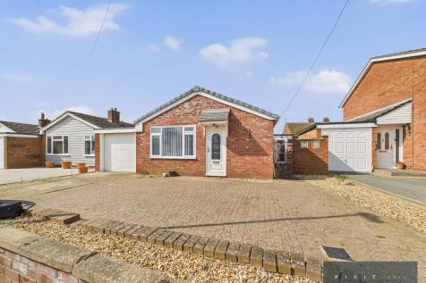 2 bedroom detached house for sale
