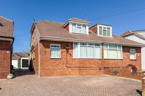 3 bedroom semi-detached bungalow for sale
