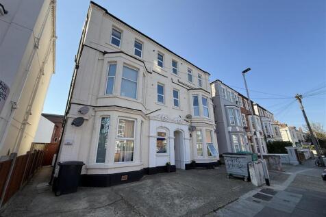 St. Andrews Road, Southsea 2 bed flat for sale