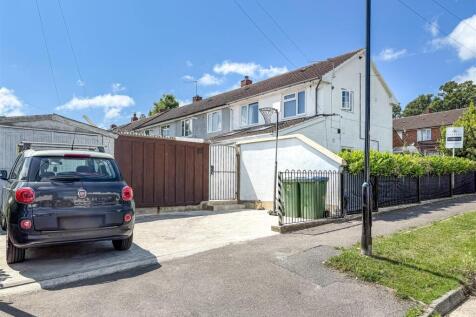 Chilcomb Road, Harefield, Southampton 3 bed end of terrace house for sale