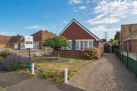 The Spinney, Portchester 2 bed detached bungalow for sale