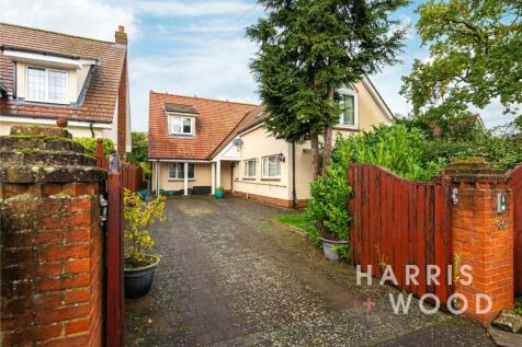 6 bedroom detached house for sale