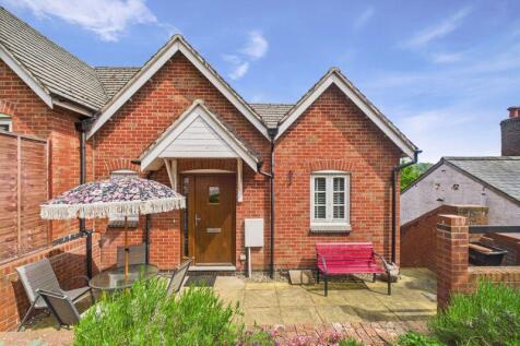 St. Leonards Steps, Bridgnorth WV16 2 bed semi