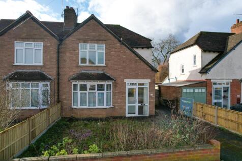 2 bedroom semi-detached house for sale
