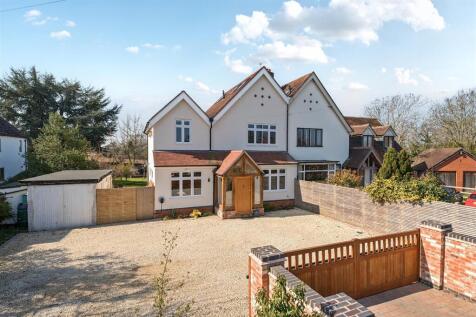 4 bedroom semi-detached house for sale