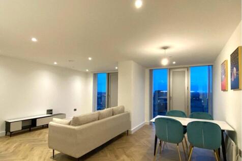 Victoria Residence, Crown Street, 16... 2 bed apartment for sale
