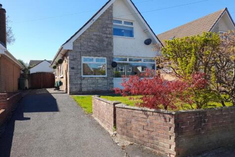 Deri Avenue, Bridgend County CF35 4 bed bungalow for sale