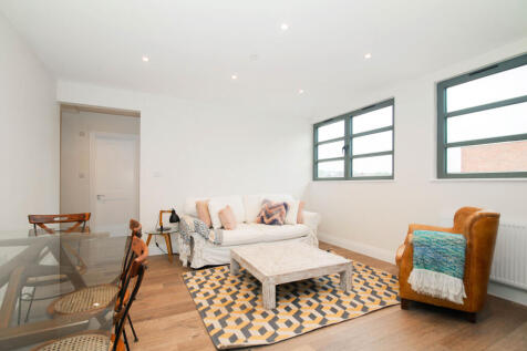 Elm Grove, London SW19 2 bed flat for sale