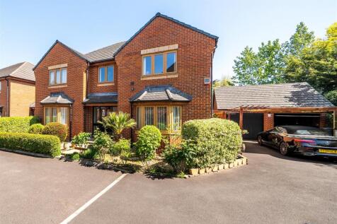 5 bedroom detached house for sale