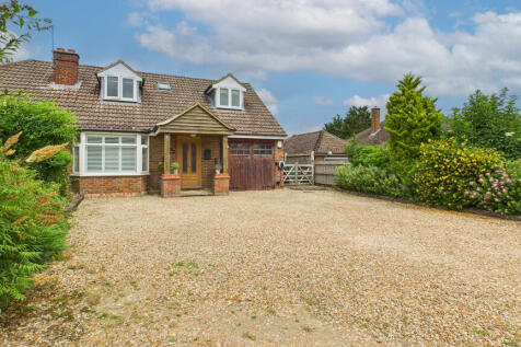 Weston Turville, Aylesbury HP22 4 bed semi