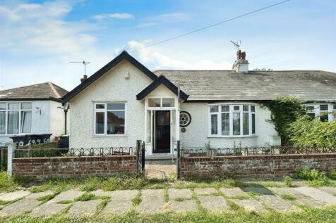 3 bedroom semi-detached bungalow for sale