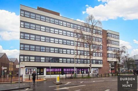 Rosebery House, Chelmsford, CM2 1 bed apartment for sale
