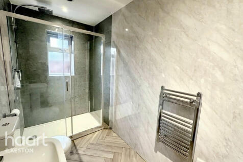 Heanor Gate Road, Heanor 2 bed detached bungalow for sale