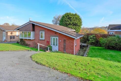 Wyvern Gardens, Dore, S17 3PR 3 bed detached bungalow for sale