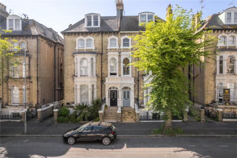 Tisbury Road, Hove, East Sussex, BN3 2 bed apartment for sale