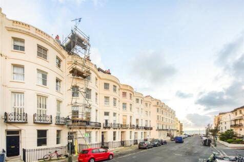 Lansdowne Place, Hove, East Sussex, BN3 2 bed apartment for sale