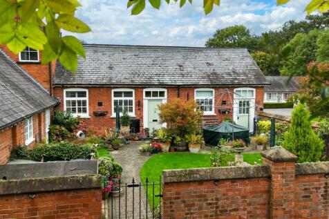 2 bedroom barn conversion for sale