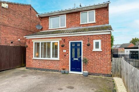 3 bedroom detached house for sale