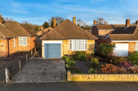 2 bedroom bungalow for sale