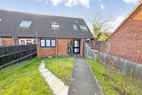 Arncliffe Drive, Heelands, Milton Keynes 3 bed end of terrace house for sale