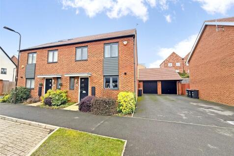 Dexter Drive, Whitehouse, Milton Keynes 4 bed semi