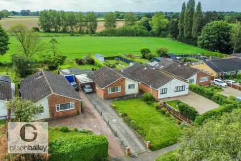 3 bedroom detached bungalow for sale