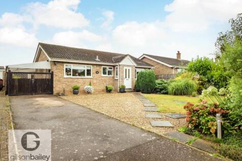 Salhouse Road, Norwich NR13 2 bed detached bungalow for sale