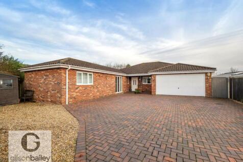 Vera Road, Norwich NR13 4 bed detached bungalow for sale