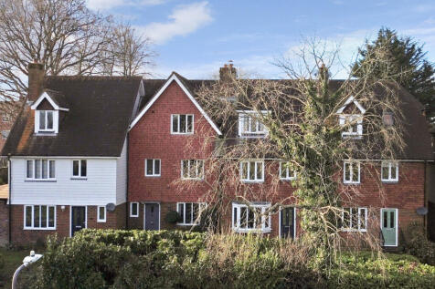 4 bedroom terraced house for sale