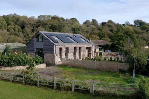 5 bedroom barn conversion for sale