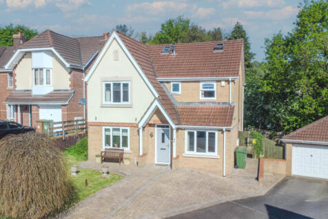 7 bedroom detached house for sale