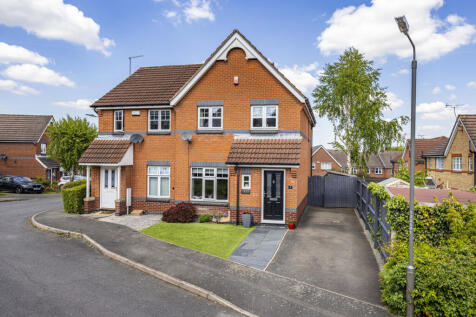 3 bedroom semi-detached house for sale