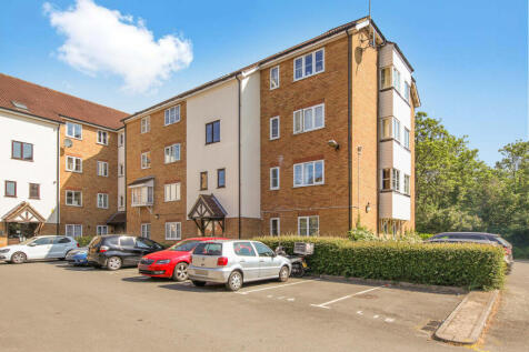 Studio flat for sale