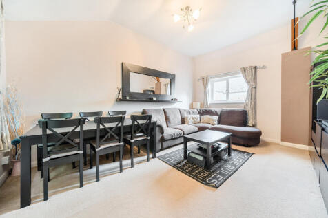 1 bedroom maisonette for sale