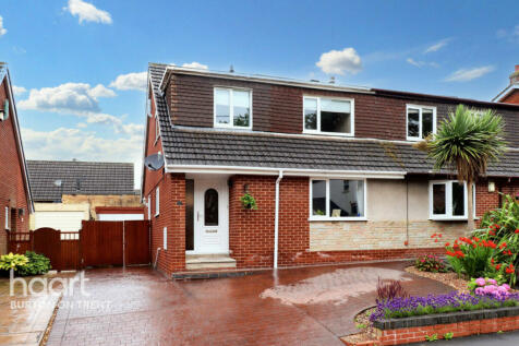 4 bedroom semi-detached house for sale