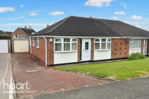 2 bedroom semi-detached bungalow for sale