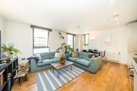 Camberwell New Road, London SE5 3 bed flat for sale