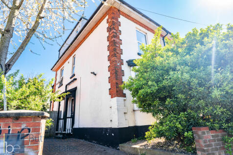 North Gate, Newark, NG24 1HF 4 bed house of multiple occupation for sale
