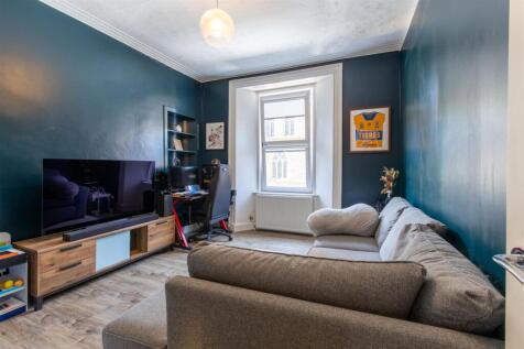 Scott Street, Perth 3 bed flat for sale