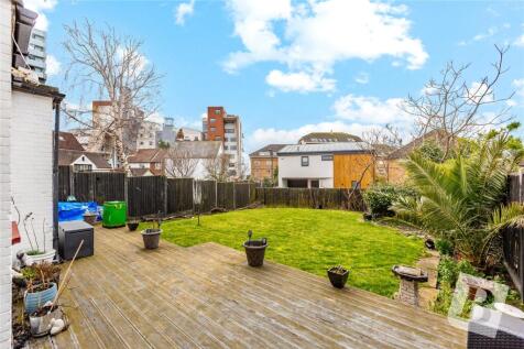 Whitefriars Crescent... 1 bed apartment for sale