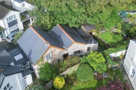 St John's Hill, Tenby 2 bed cottage for sale