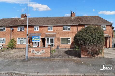 3 bedroom town house for sale