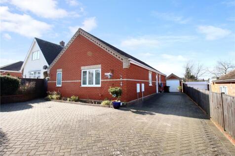 4 bedroom bungalow for sale